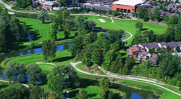 Birds eye view of a golf course