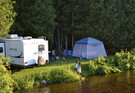 Family camping at Saugeen Springs RV Park
