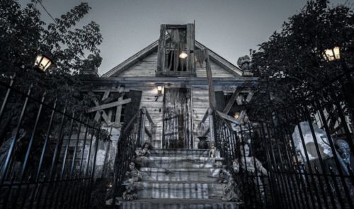 Outdoor view of a haunted house 