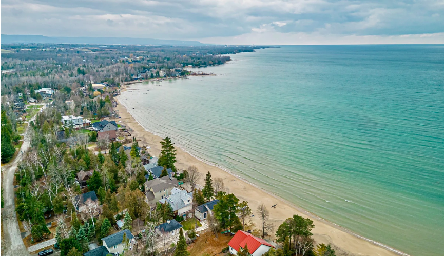 Wasaga white sand beach in ontario