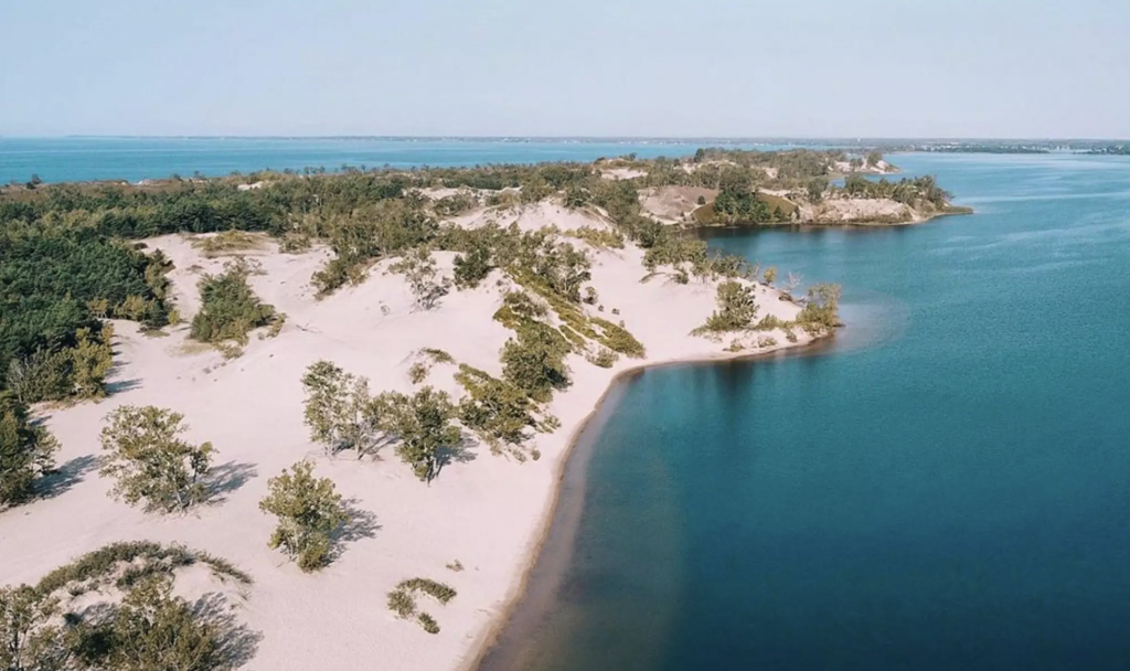 Sand banks and water