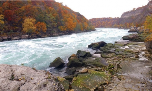 Niagara Glen in fall