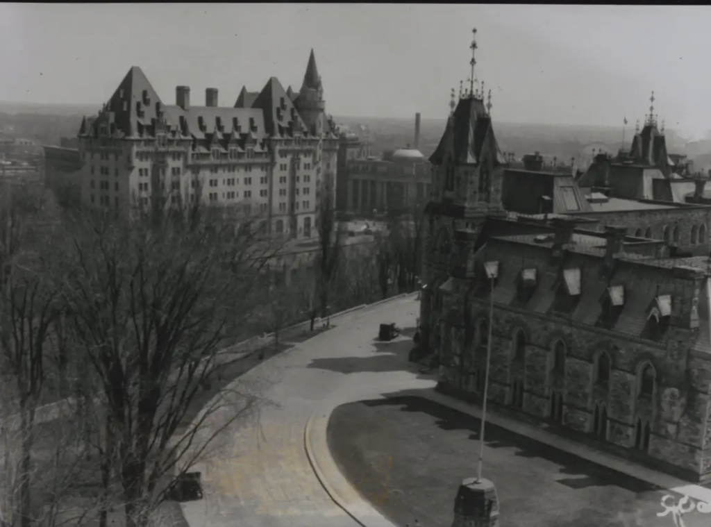 Fairmont Château Laurier haunted