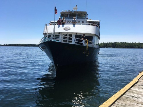 1000 Islands Rockport Cruises in Leeds and the Thousand Islands - Boat & Train Excursions in EASTERN ONTARIO Summer Fun Guide