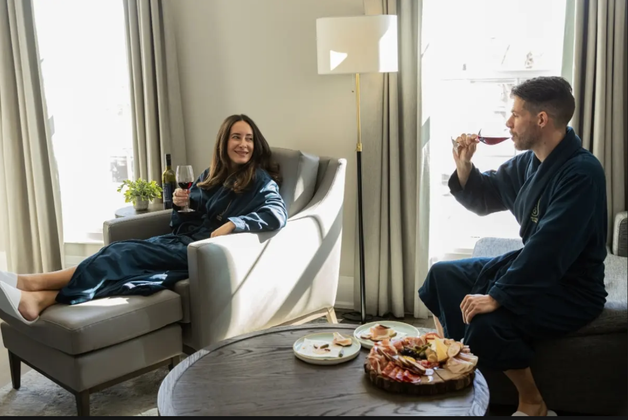 124 on Queen Hotel and Spa